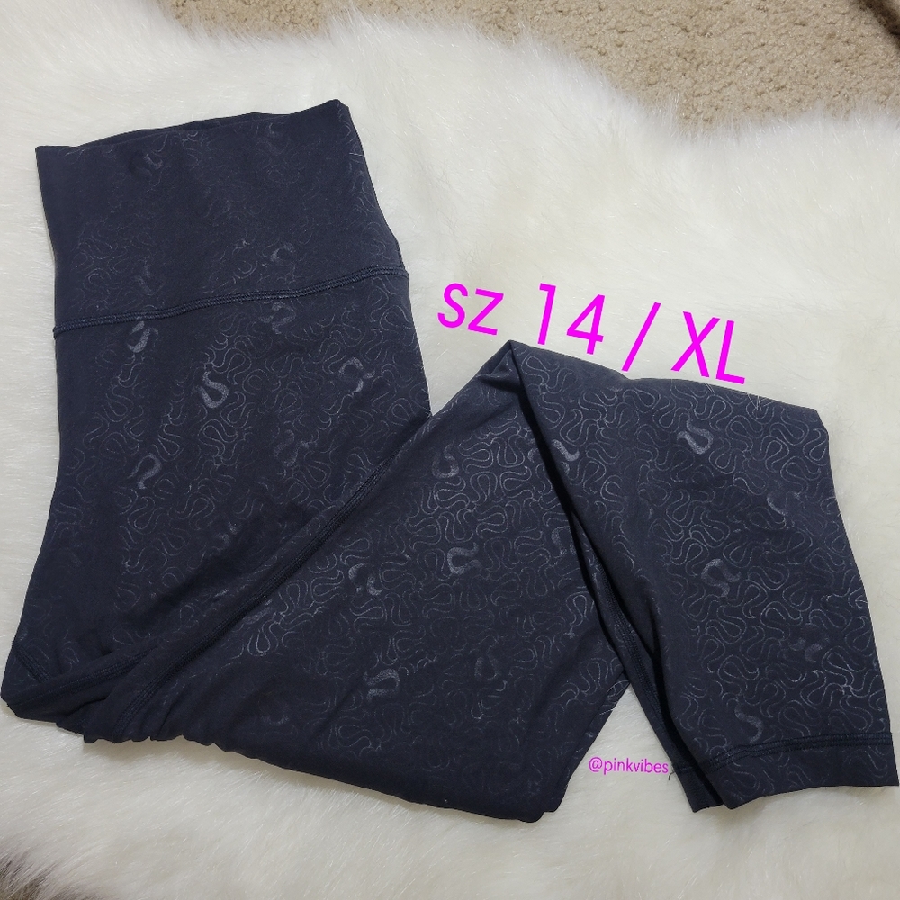 Lululemon Yogo Emboss Black Align High Rise Leggings Sz 14